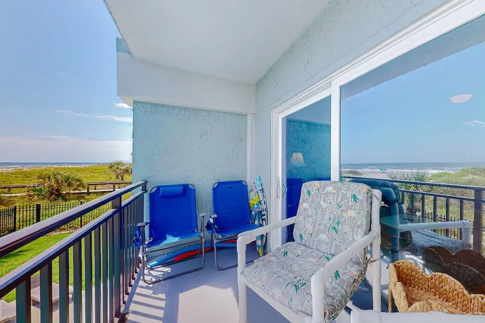 Oceanview Condo With Pool, Beach Access, Jetted Tub, W/d, & AC