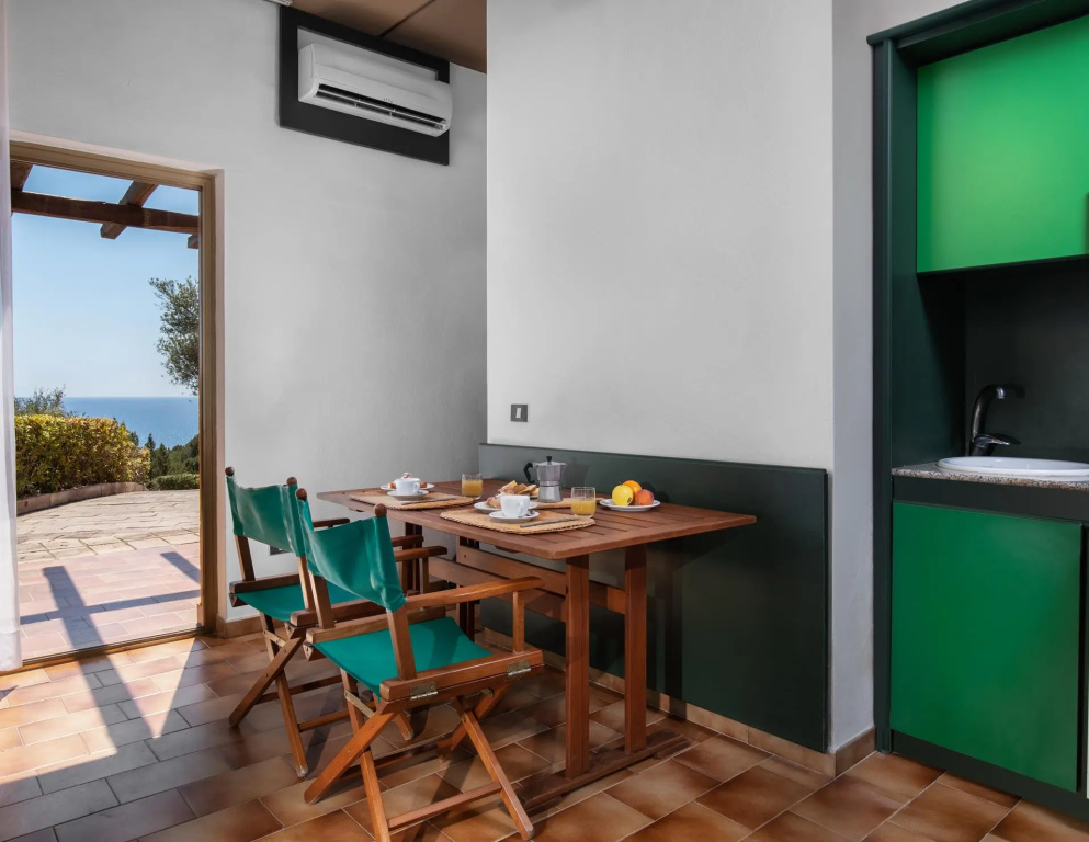 Eco Village Baia Delle Ginestre