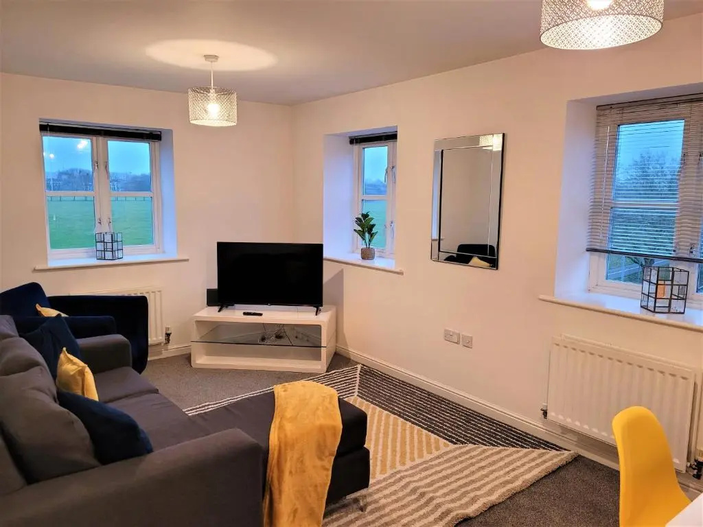 Catchpole Stays Abbey Field Apartment- A lovely 2 bed apartment with field views near Colchester town centre