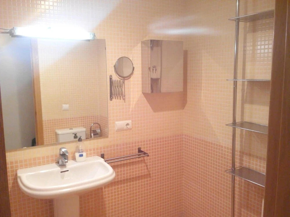 Apartment With 2 Bedrooms in Zamora, With Balcony and Wifi