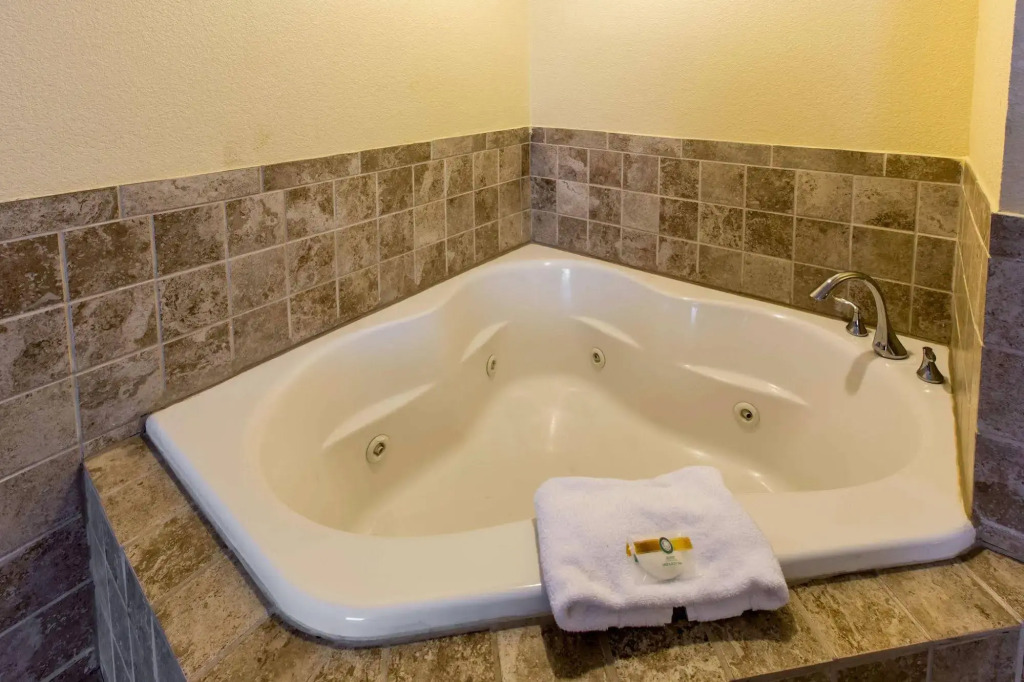 Quality Inn West of Asheville