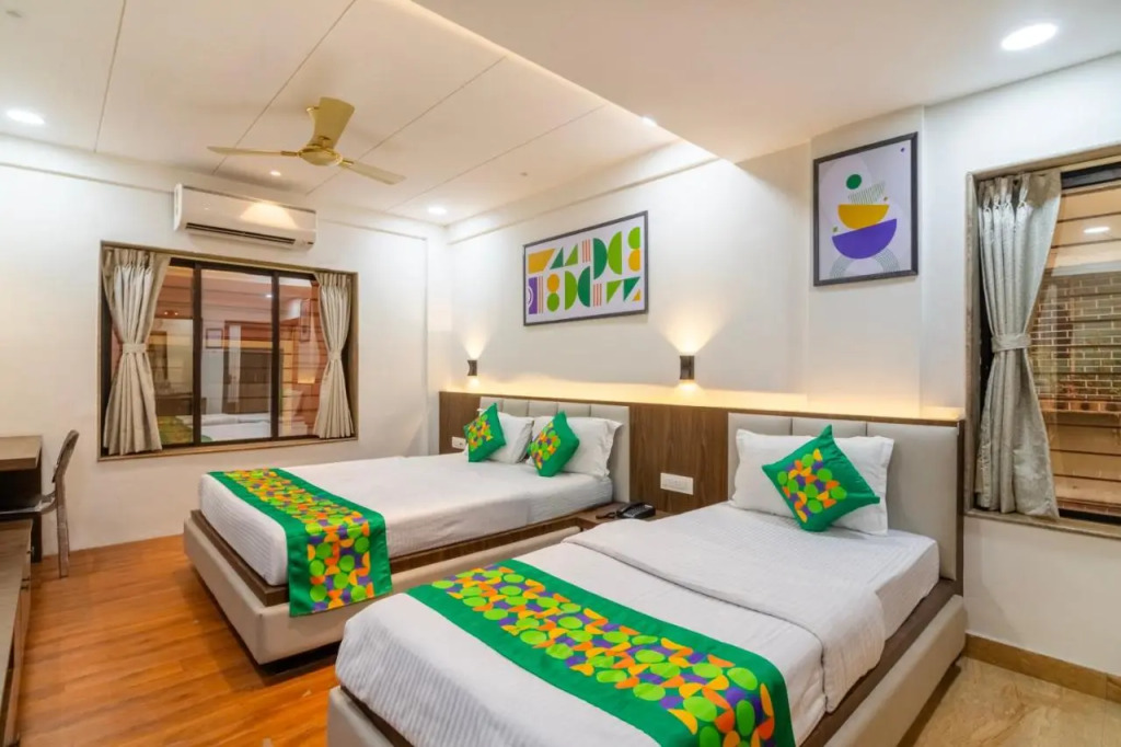Treebo Petals Suites & Banquet - New Town