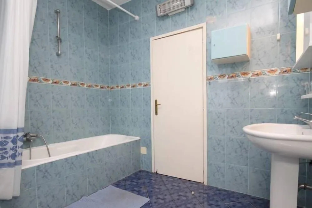 Apartment 356