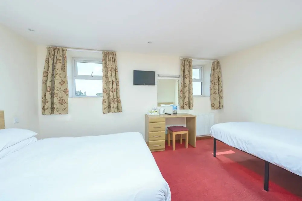 The Sandringham Hotel