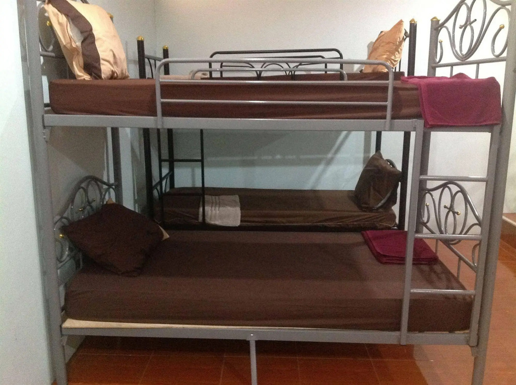 Pen Hostels