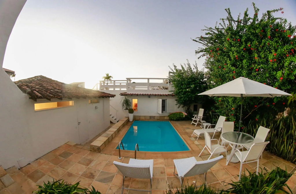Casa no Coração de Búzios + Vista Incrível e o Pôr do Sol Mais Belo de Búzios Por Luxury Rentals