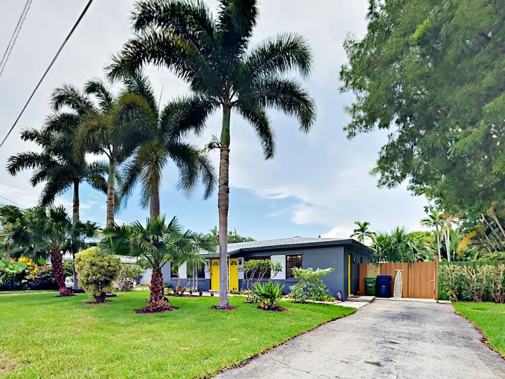 232 NW 23 Street Townhouse Entire House 4 Bedrooms 4 Bathrooms Townhou