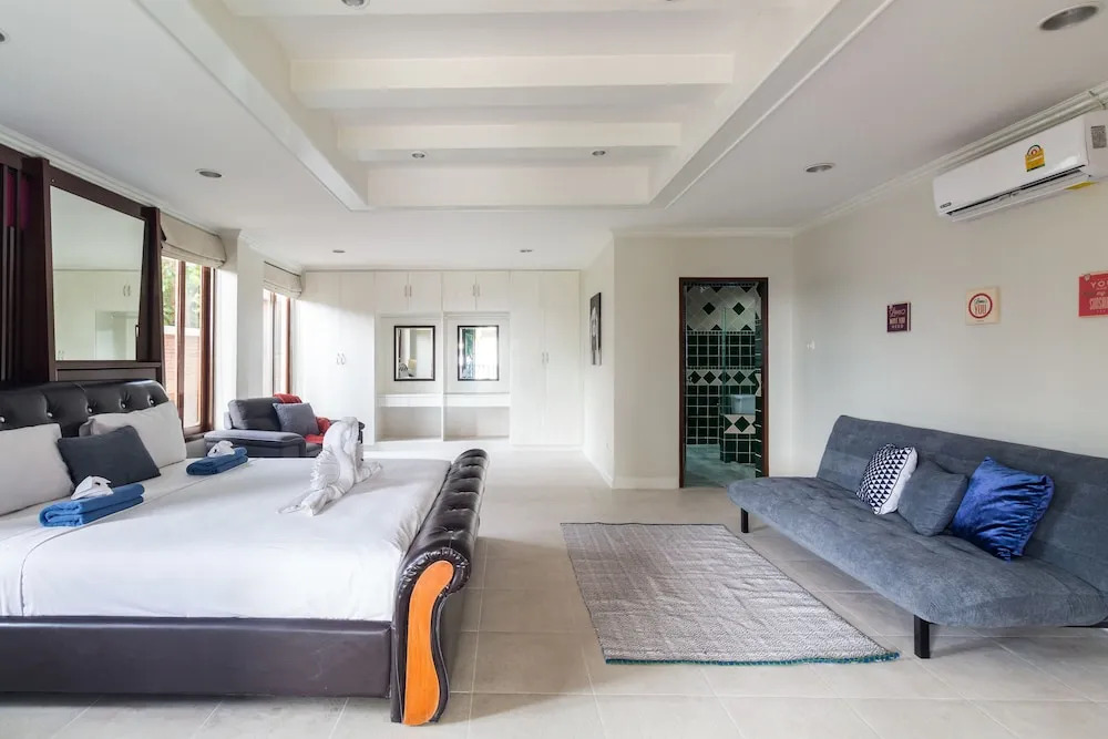 Hassippi Villa by Lofty