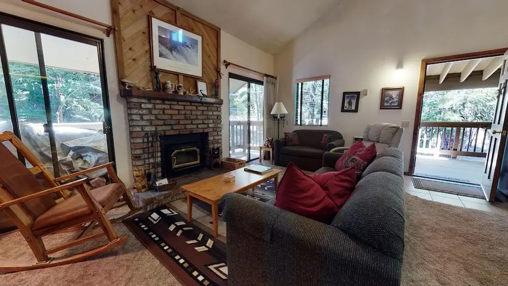 Hidden Valley 104 Convenient and Cozy, Short walk to The Village Gondola by RedAwning