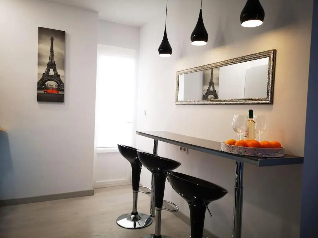 3 Bedroom 150 m from the beach
