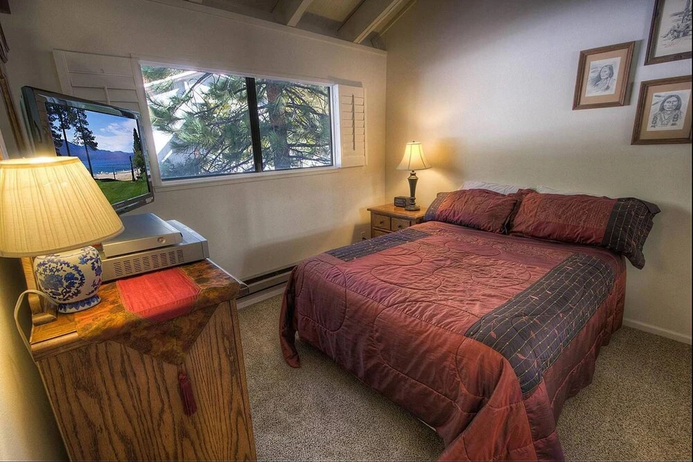 Eagles Lake Retreat by Lake Tahoe Accommodations
