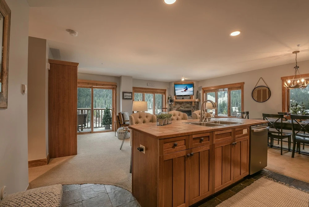 Red Hawk Lodge 2243 by Summitcove Vacation Lodging