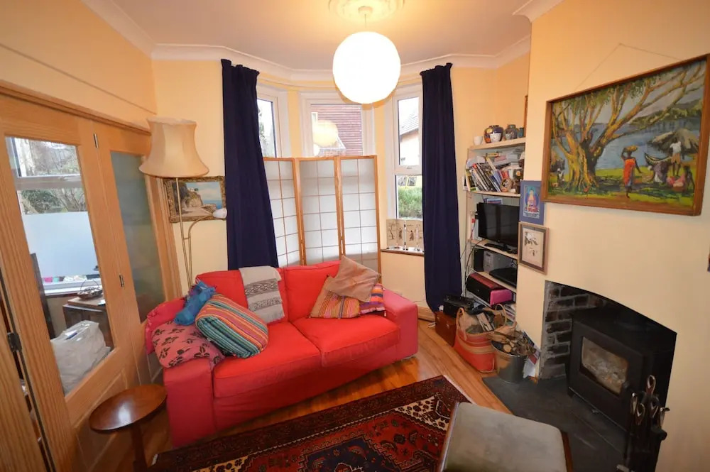 Beautiful 2 Bedroom House In St Werburgs