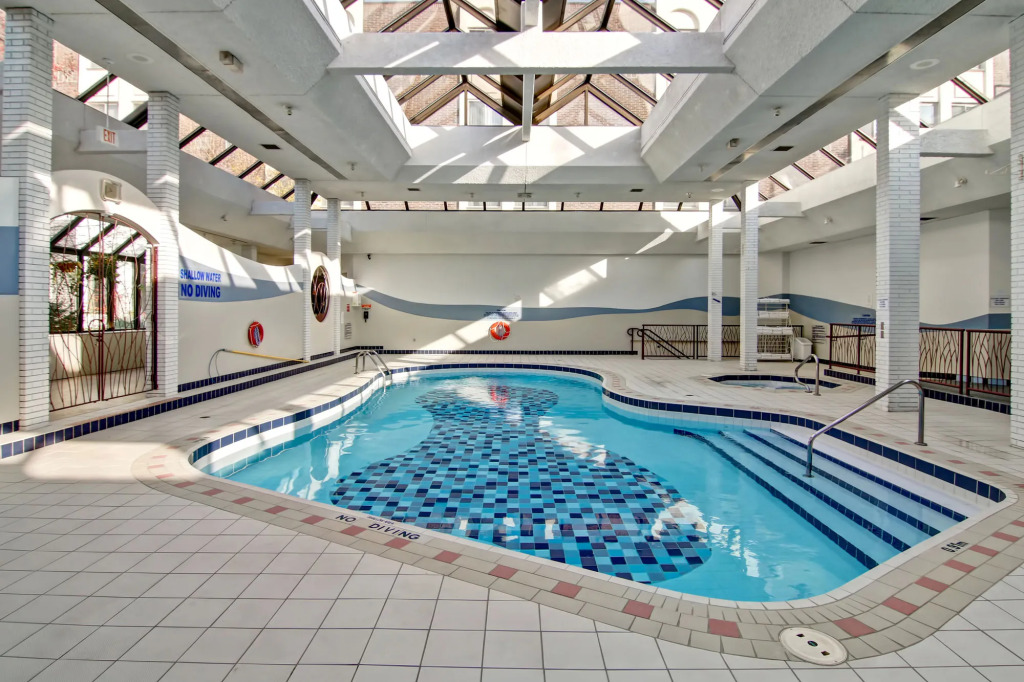 Waterloo Inn Conference Hotel