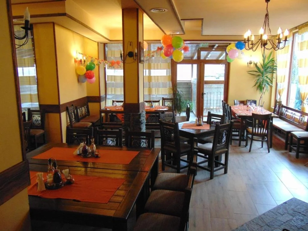 Meteor Family Hotel