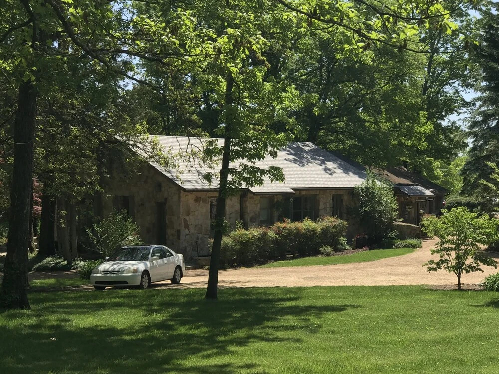 Chanticleer Inn