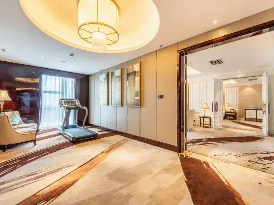 Hancheng Yellow River Pearl Hotel
