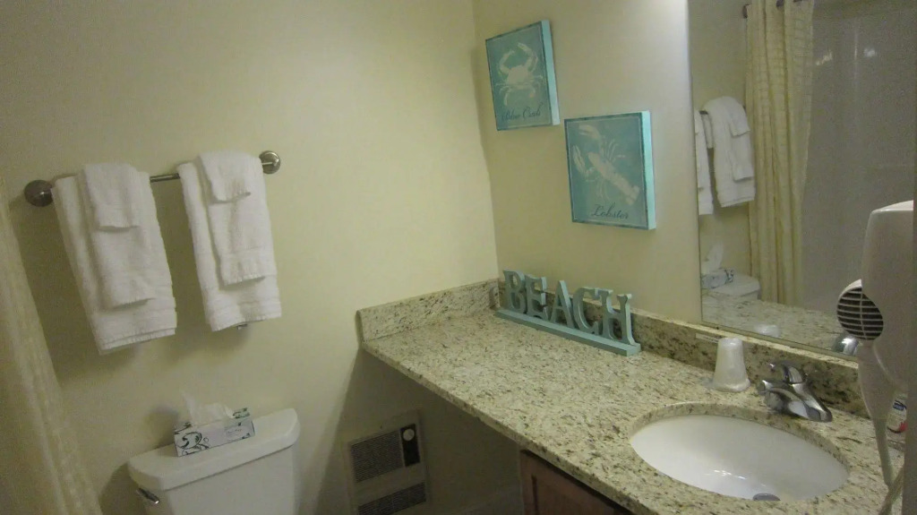 Atlantic Breeze Suites