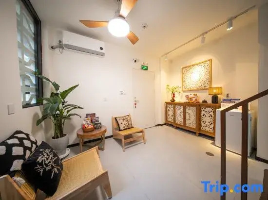 Quanzhou Xifan Original Homestay (West Street Kaiyuan Temple)
