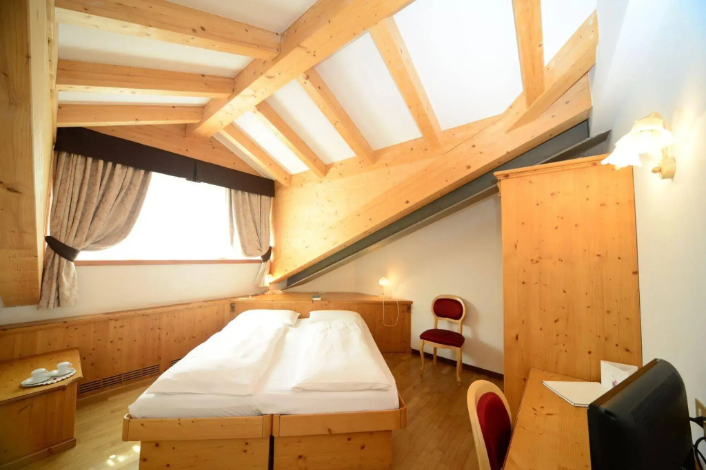Hotel Crozzon
