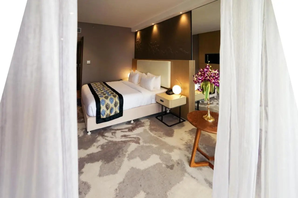 Clarks Inn suites Raipur