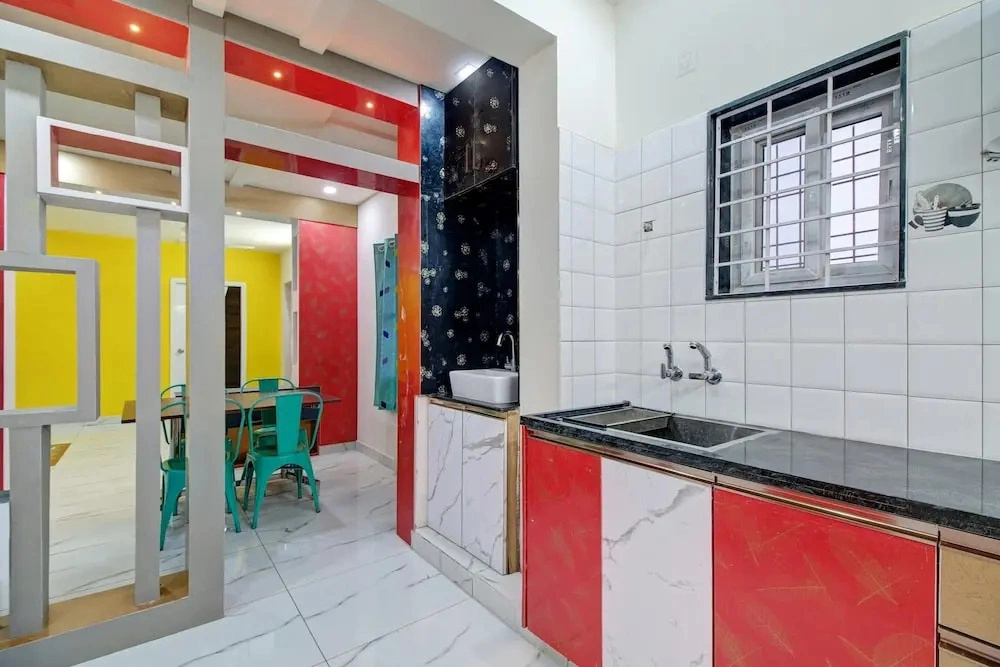 Deluxe RSL Guest House