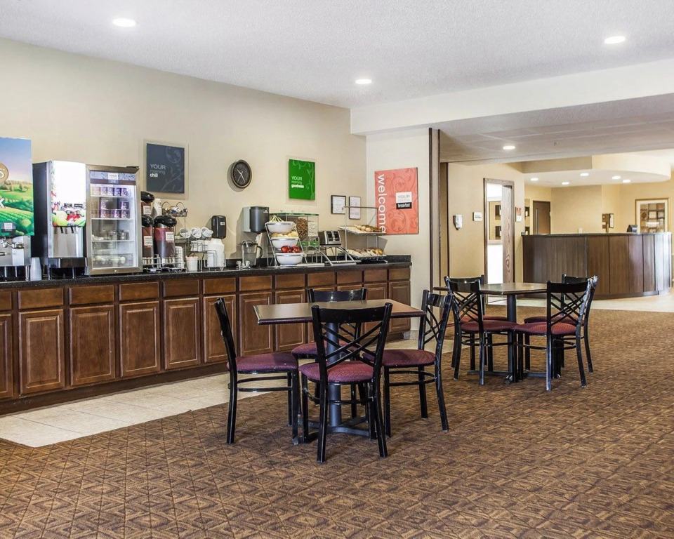 Comfort Suites Cedar Falls Industrial Park