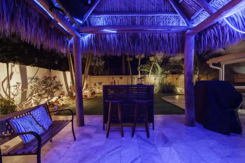 Tiki-home Elite Staycation