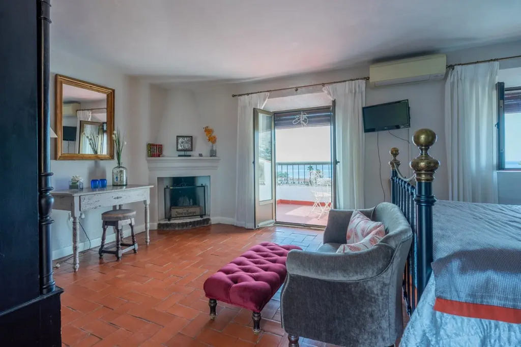 La Tartana Hotel Boutique
