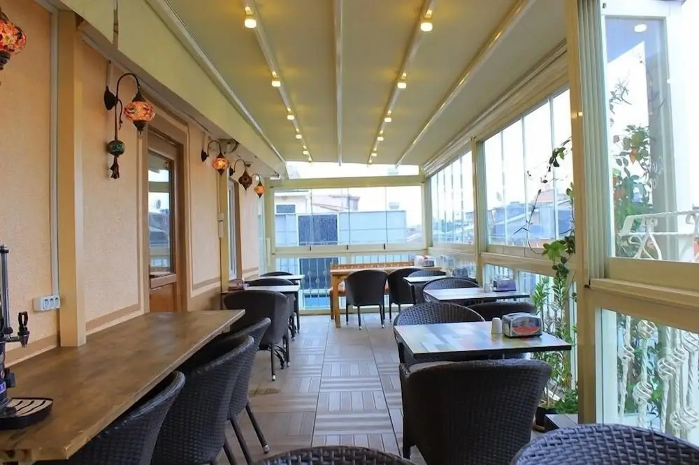 Hotelium 2
