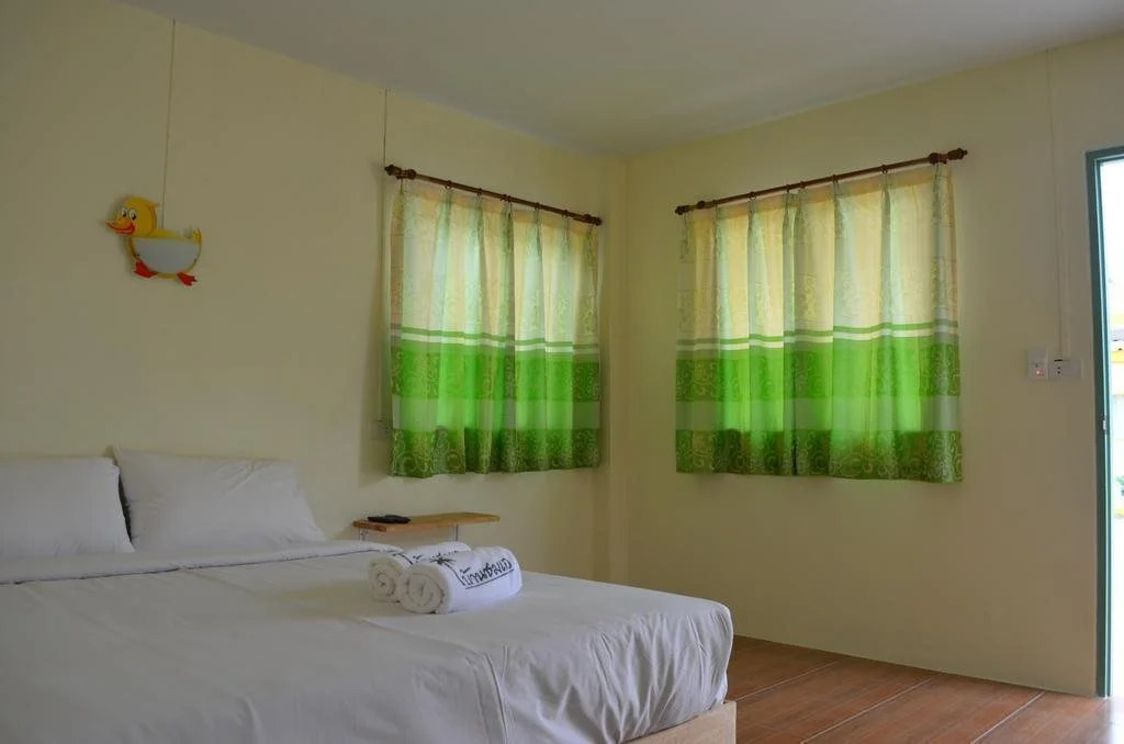 Baan Chomlay Resort