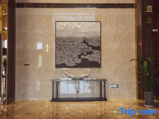 Huajin International Hotel