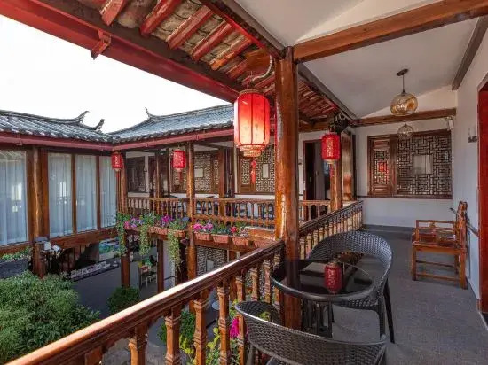 Shanfeng Garden Inn (Lijiang Ancient Town Mufu Branch)