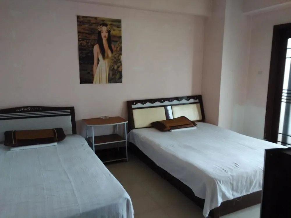 Jingyi Apartment