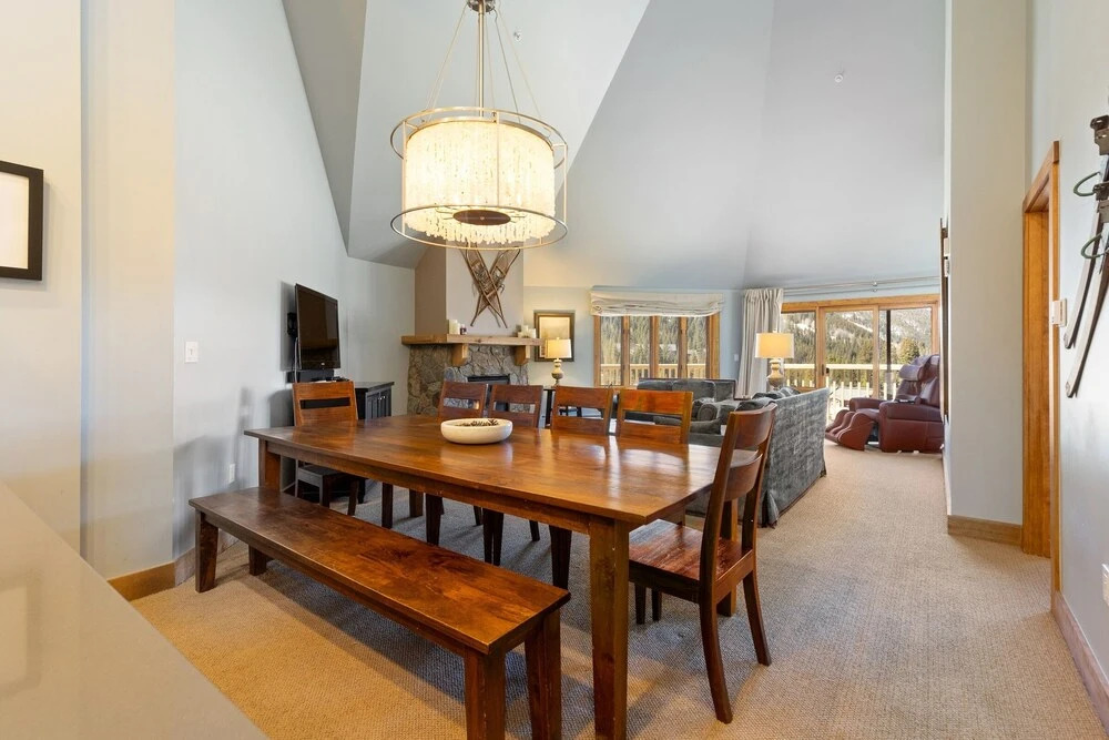 2300 Red Hawk Lodge 3 Bedroom Condo by RedAwning
