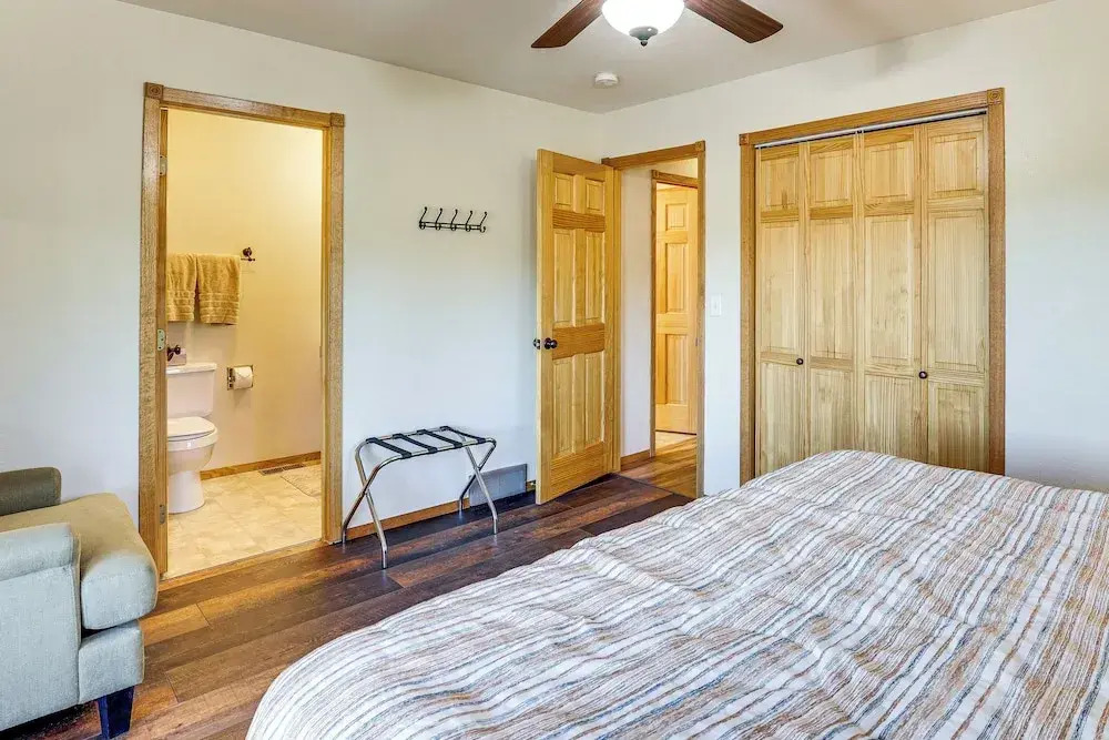 Lead Home in the Mountains w/ Hot Tub + Views!