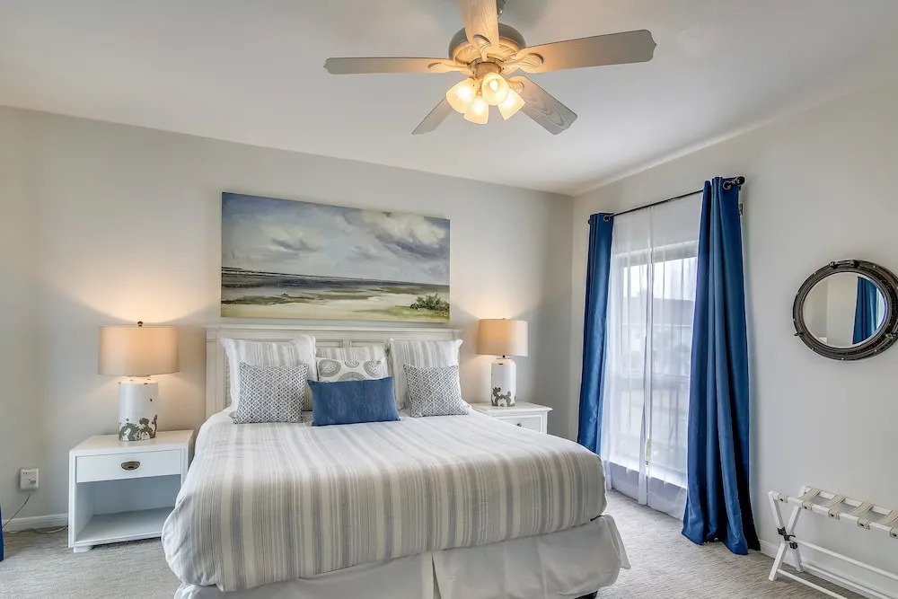 Pelican Paradise West 3 Bedroom Home