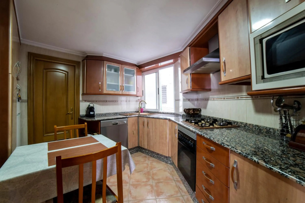 Awesome apartment center Valencia