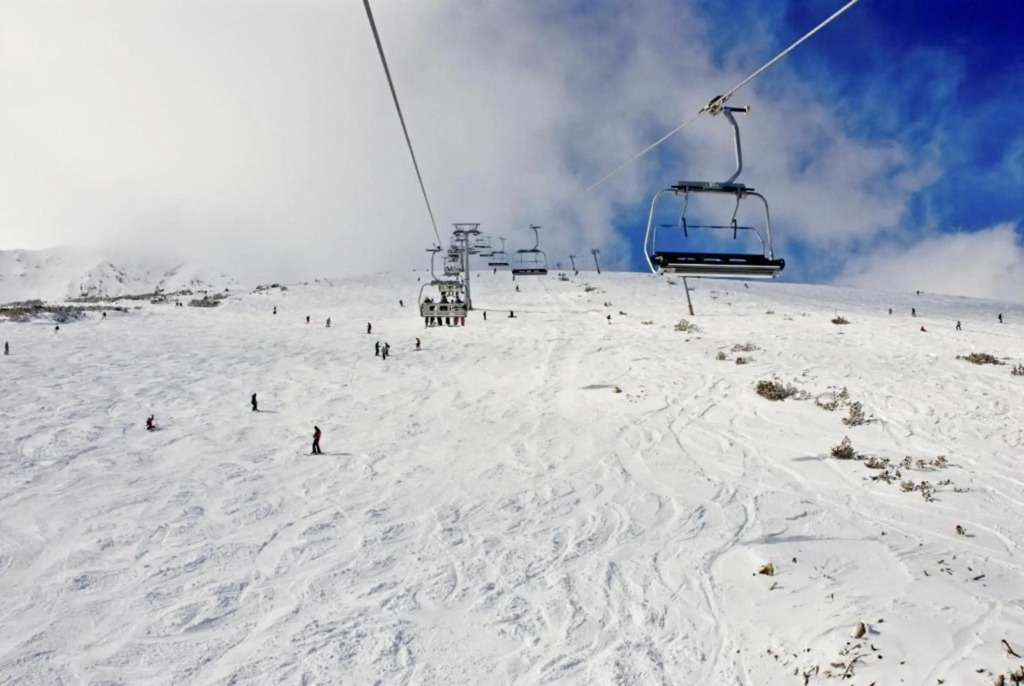 One bedroom appartement at Bansko 100 m away from the slopes with furnished balcony and wifi