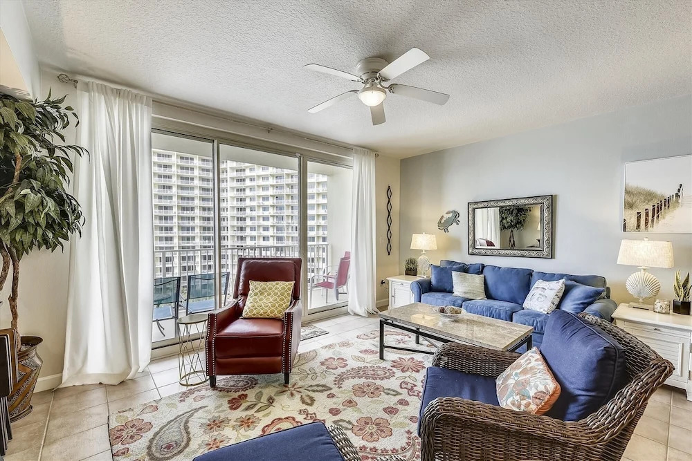 Shores of Panama 827 1 Bedroom 2 Bathrooms Condo