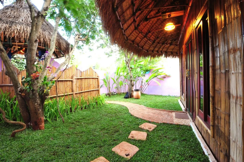 Reewa Waree Resort