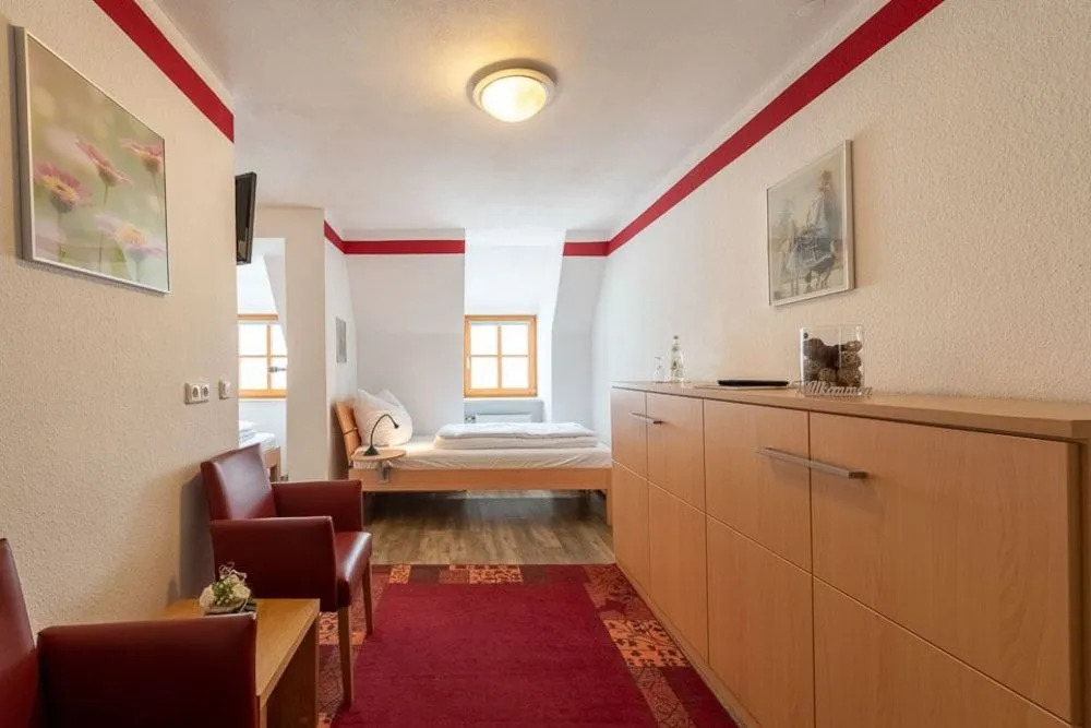 Hotel Restaurant Goldener Hirsch