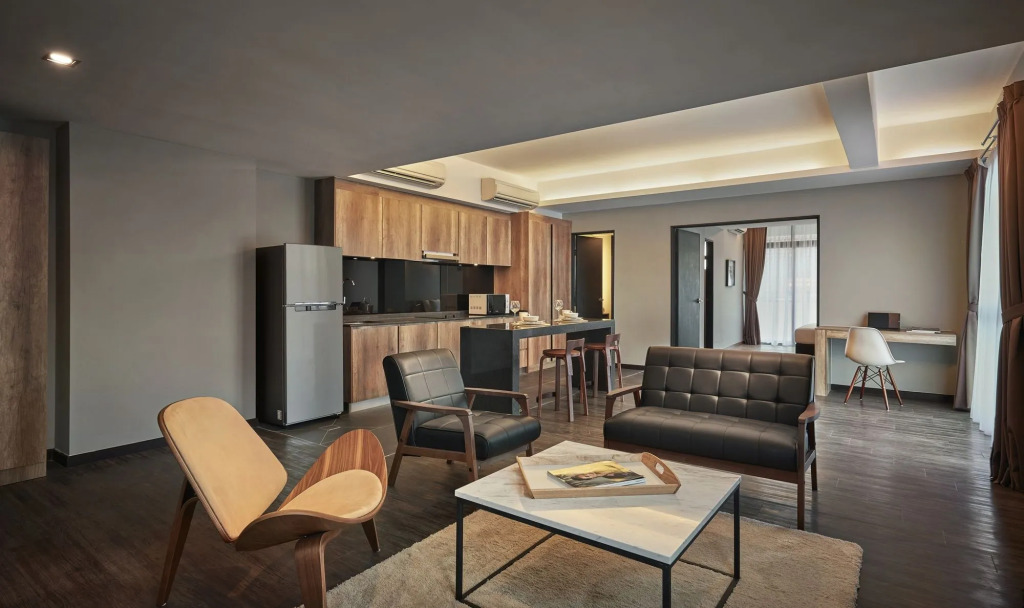 Tropics Eight Suites