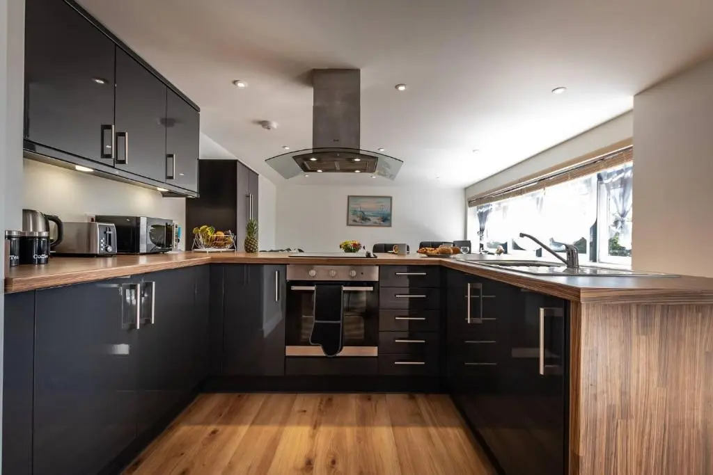 Blue Haven Silver Service Apartments Free Parking