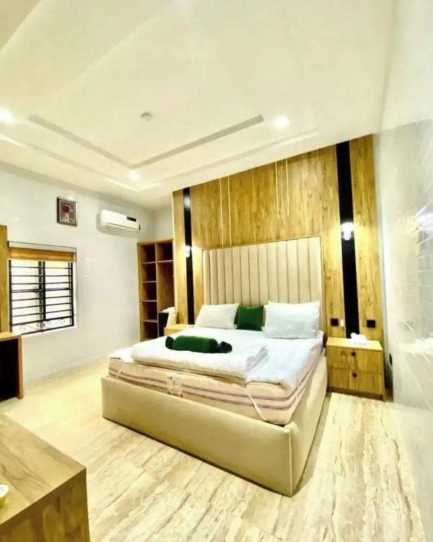 Masters Lodge