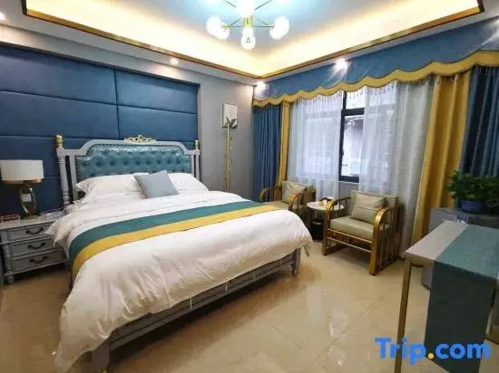 Violet Art Hotel (Yueyanglou Pedestrian Street Branch)