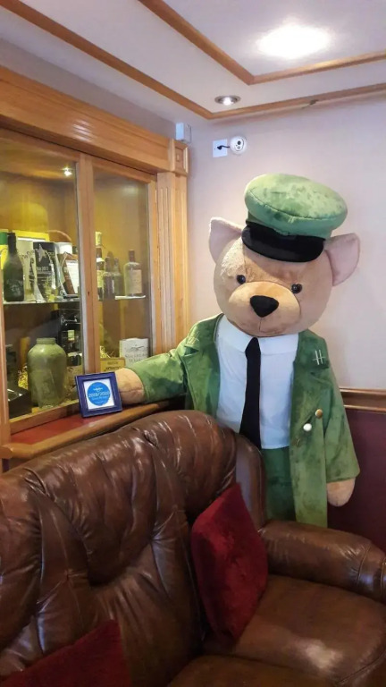 Mackays Hotel