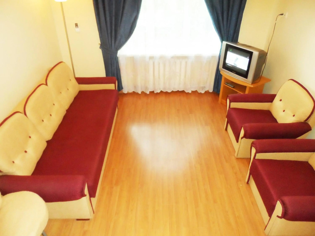 Apartment on Skorykovskyi Lane 4
