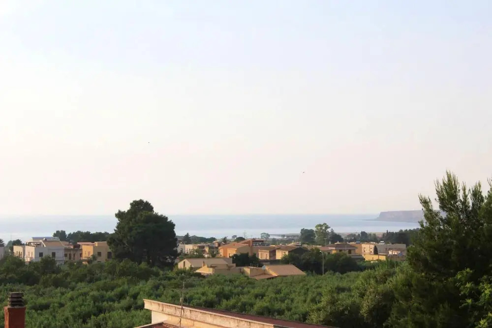 House with 4 Bedrooms in Castelluzzo, with Wonderful Sea View, Enclosed Garden And Wifi