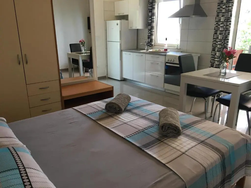Paradise Apartments - Robinson getaway
